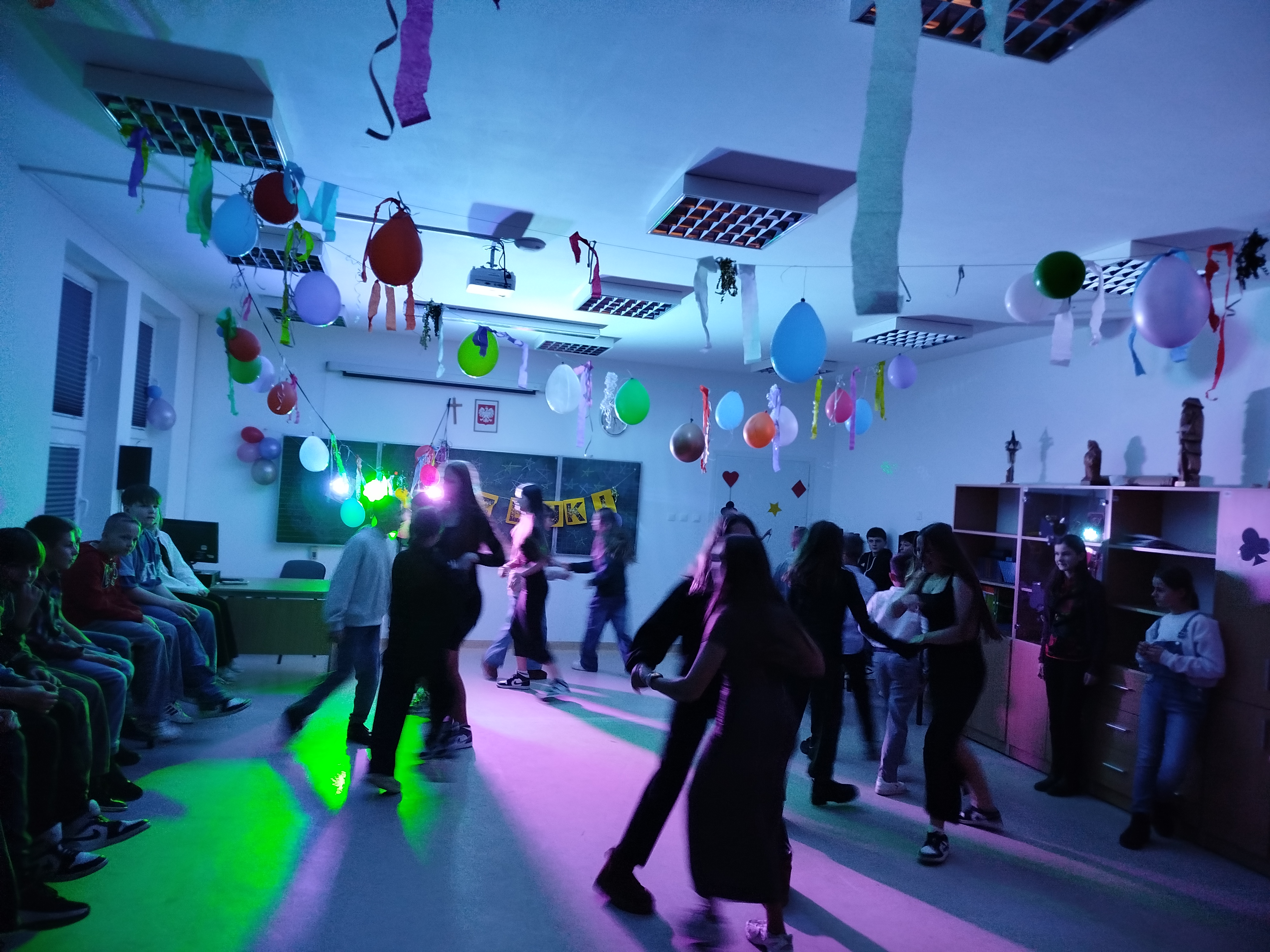 Andrzejki szkolne – relacja z wczorajszej zabawy